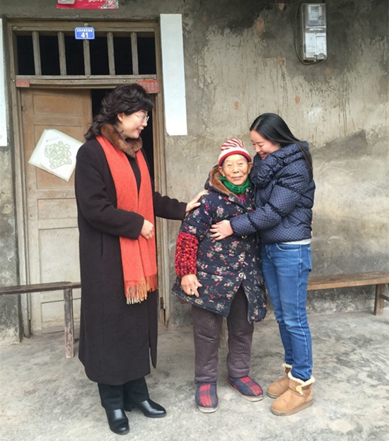 C:\Users\Administrator\Desktop\2.6慰问最美家庭张祥英\QQ图片20180207103447_副本.jpg 916462829654414891