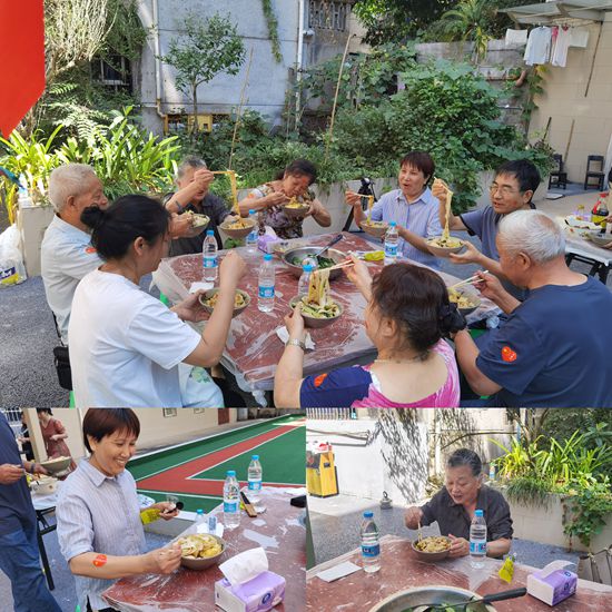 老党员们共同品尝手工小面_副本.jpg 916462829654467143