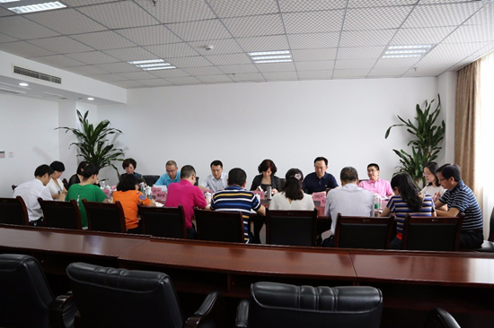 C:\Users\Administrator\Desktop\推进会及考察照片(选)\微信图片_20170608145314.jpg 916462829654481337