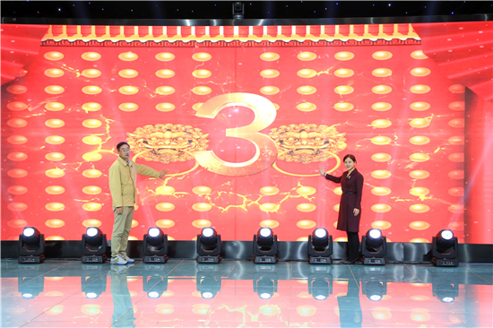 永川区政协副主席张健揭晓2020年永川区最美家庭.jpg 916462829654457301
