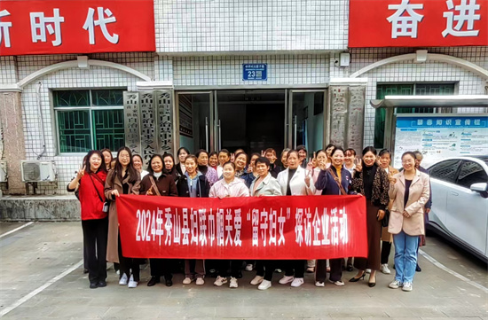 1b4261d99d824652a0713dd3fdcefd2