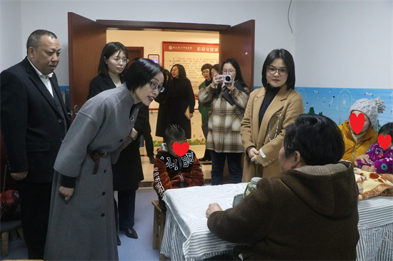 c784f0d23bcef2c0f8e0e26edba268b33