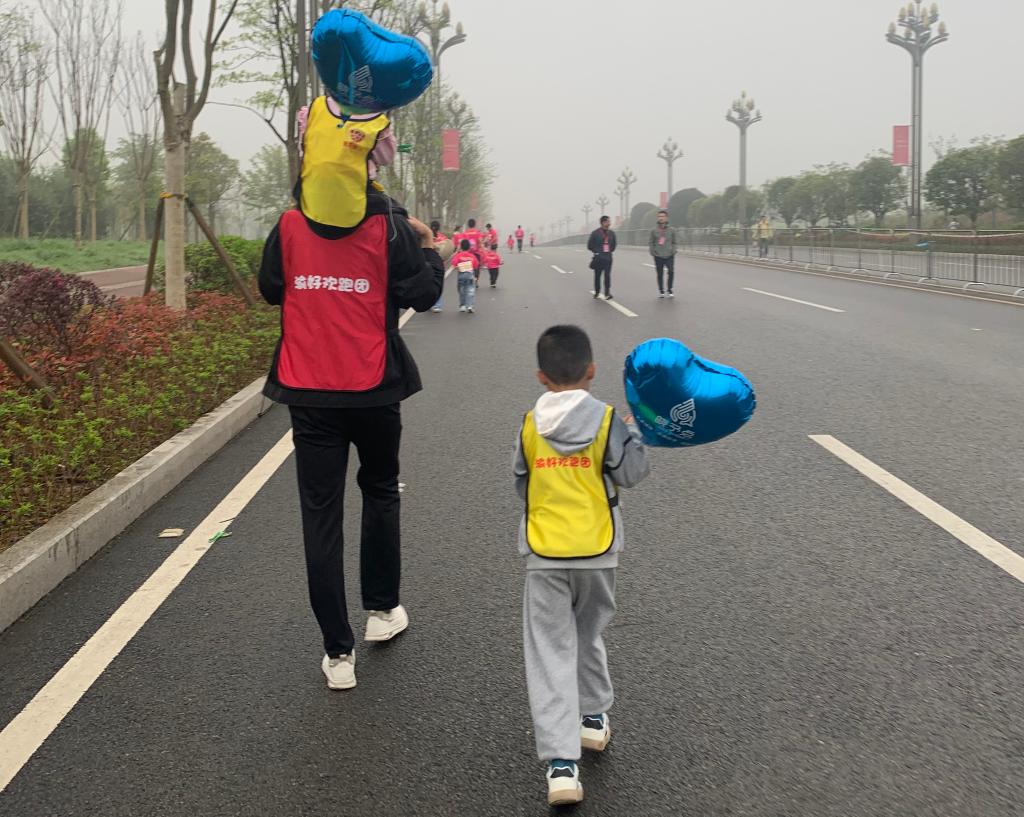 6ef3750474a50ff9321a4fb43d9aea2