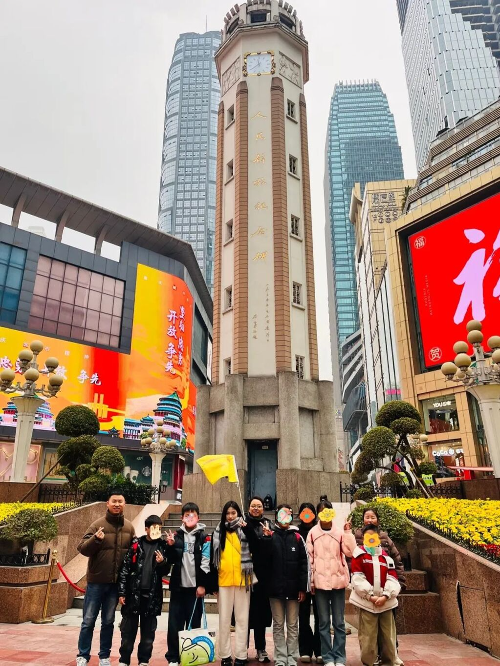 Cropped by 华龙芯 2025-04-24 11:46:57