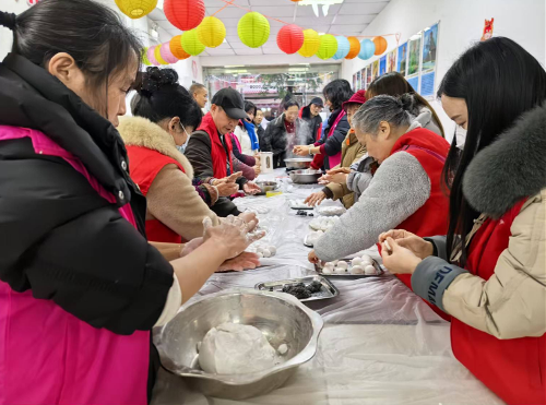 Cropped by 华龙芯 2025-04-24 14:46:55