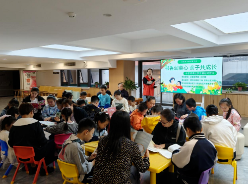 Cropped by 华龙芯 2025-05-09 16:05:37