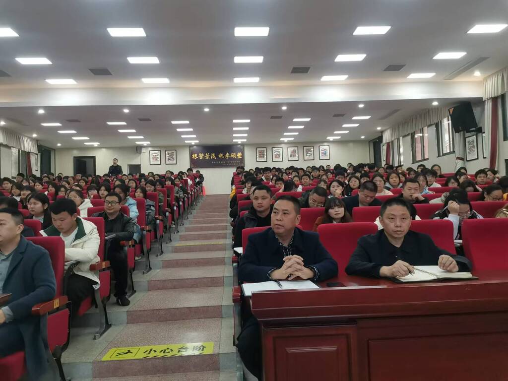 DF769A4003D02ADC7858812E8C285CA1